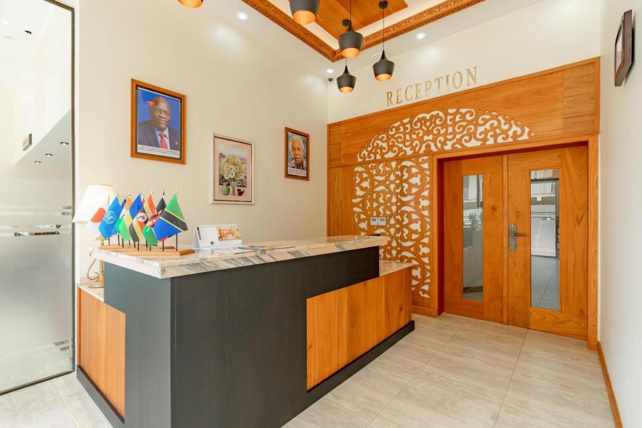 Kibo Palace Hotel Моши Екстериор снимка