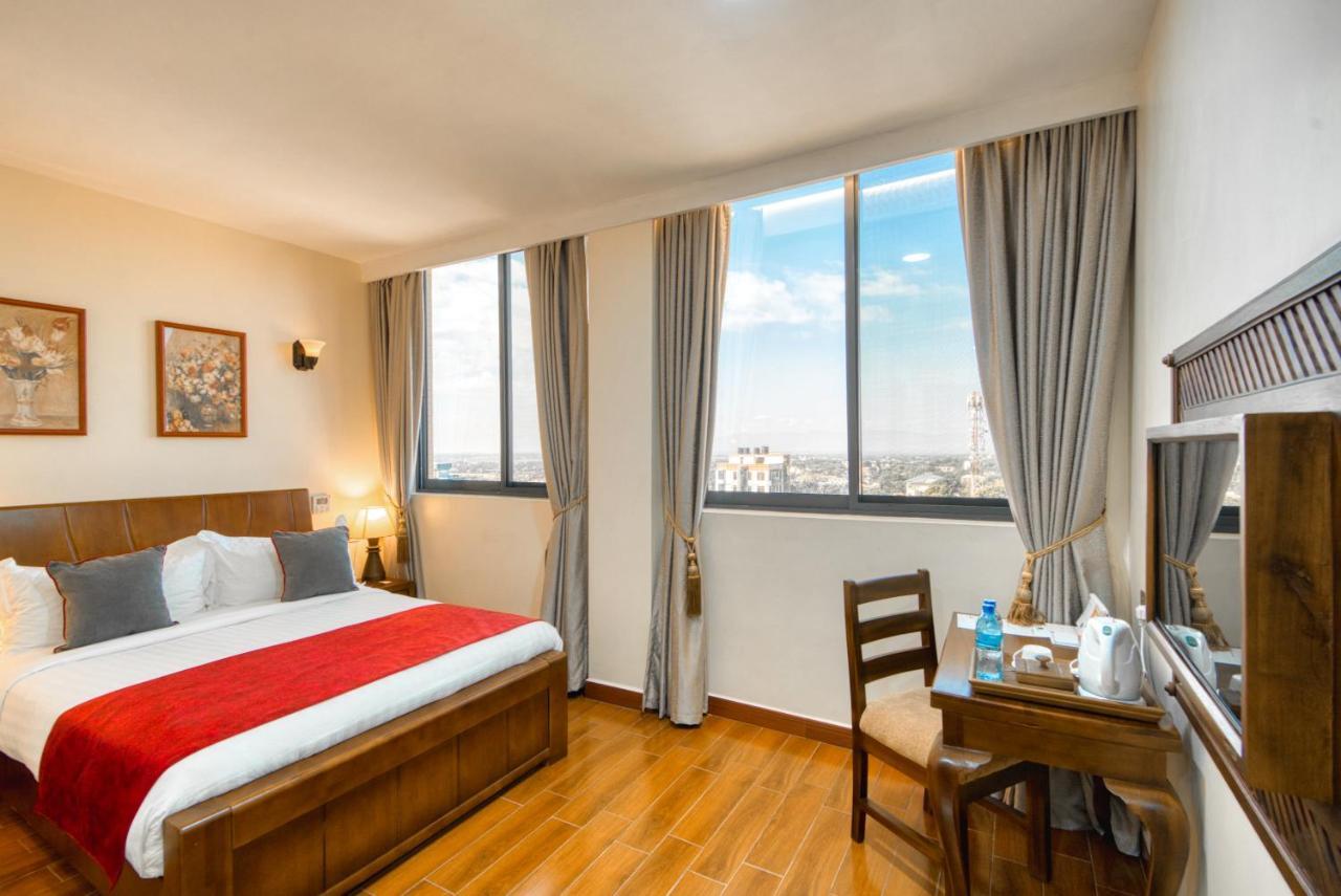 Kibo Palace Hotel Моши Екстериор снимка