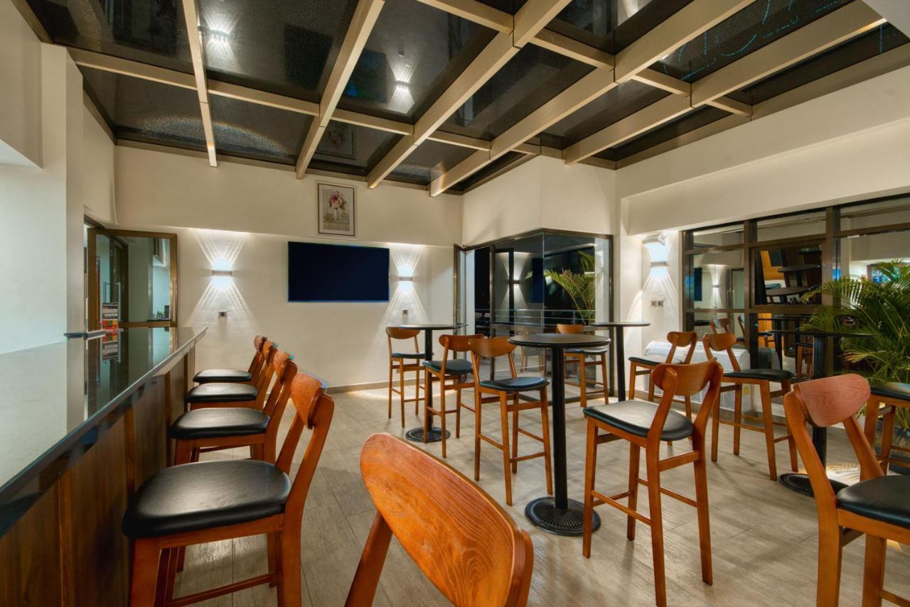 Kibo Palace Hotel Моши Екстериор снимка